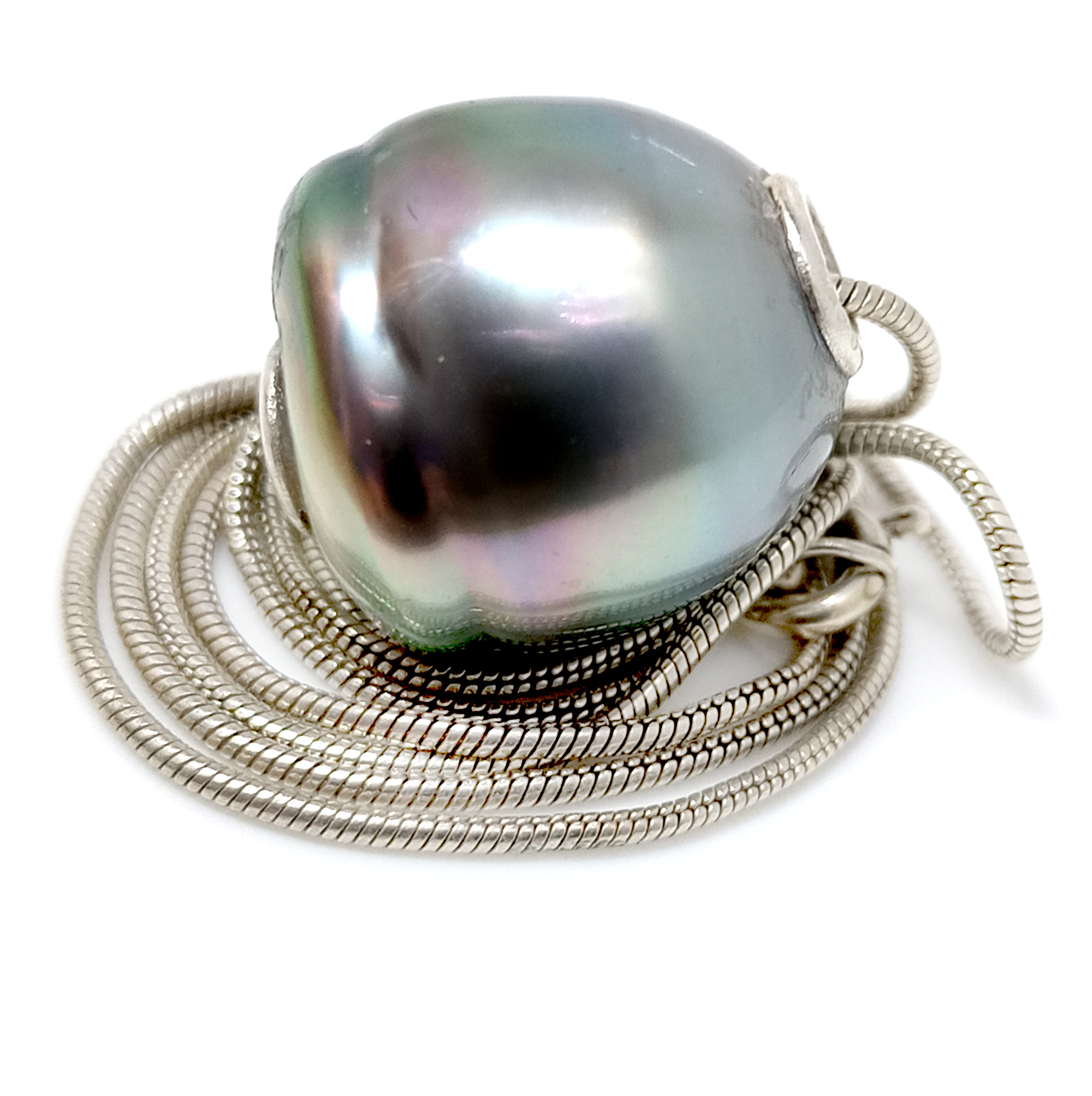 Silver Grey and Pink Tahitian Floating Pearl